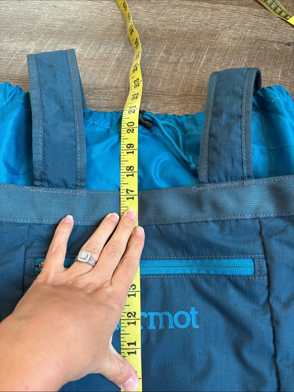 Marmot Urban Hauler Backpack Medium Teal/Blue Tote Drawstring Top READ